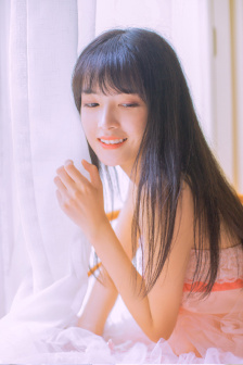 那个女孩的、俘虏